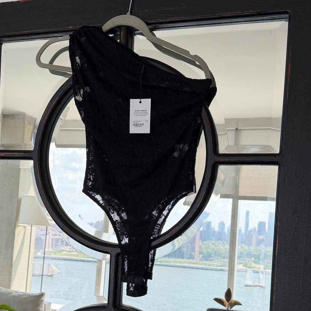 NWT Miaou Black One-Shoulder Lace Bandeau Bodysuit